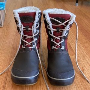 Keen Womens Waterproof Boots Size 7